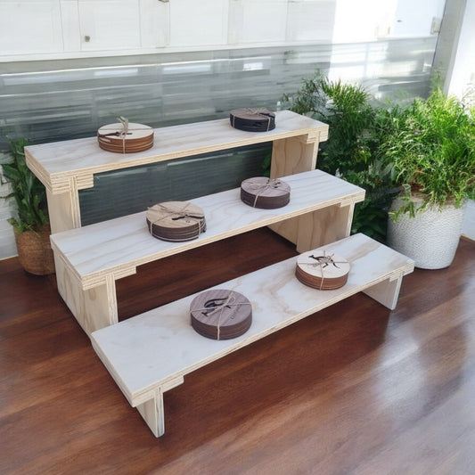 3 or 4 Tiered non-slotted product display