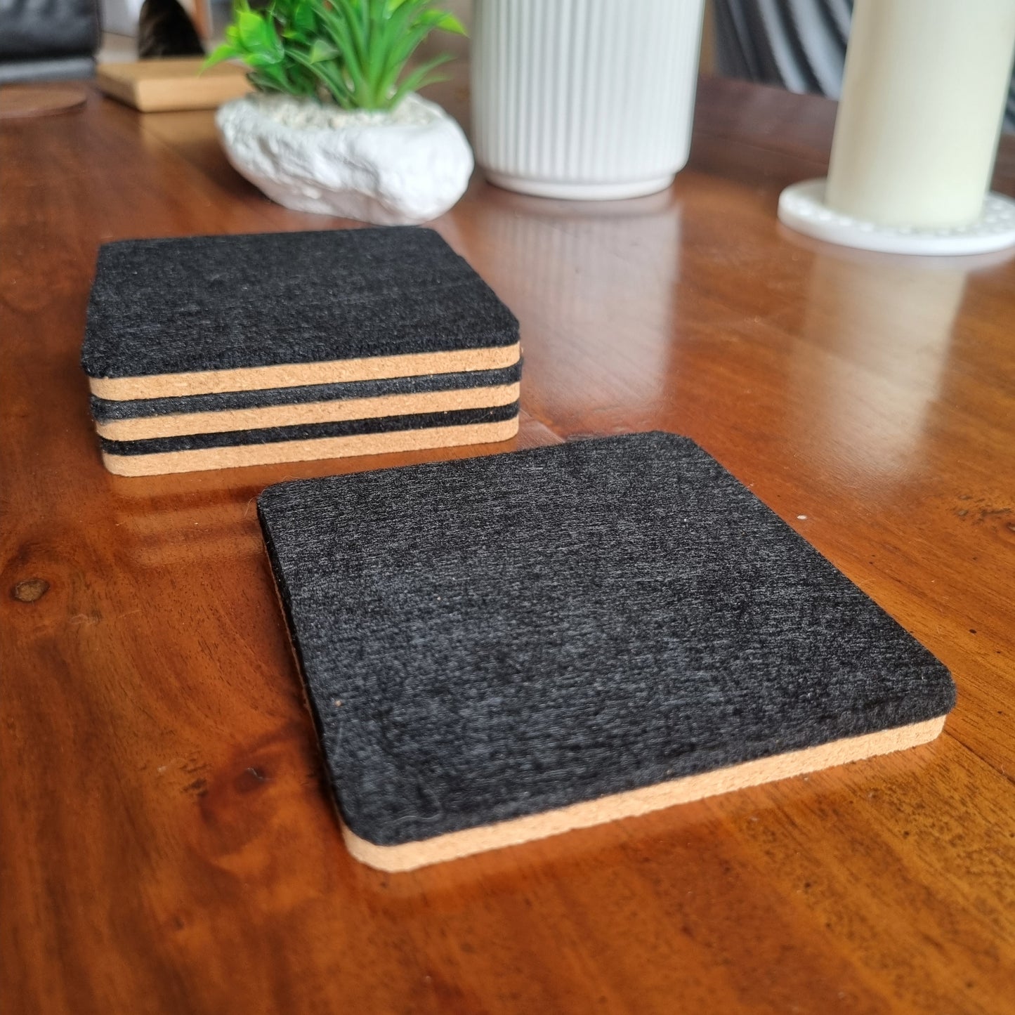 Cork and felt coaster - Black