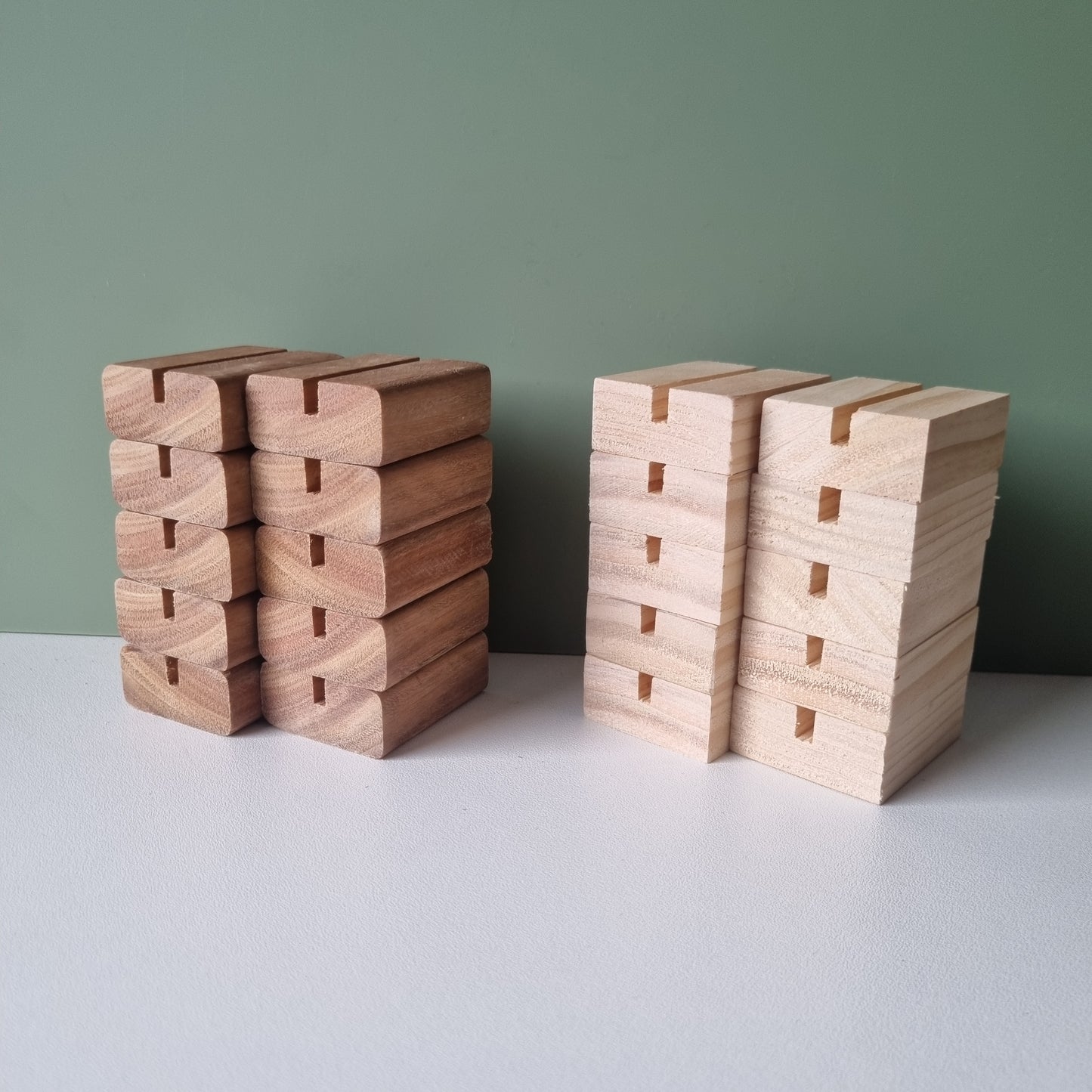 4mm slotted block - sign holder