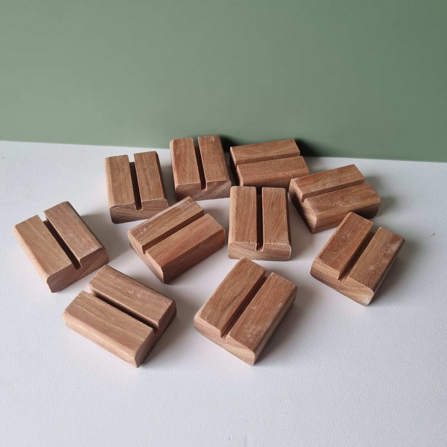 4mm slotted block - sign holder