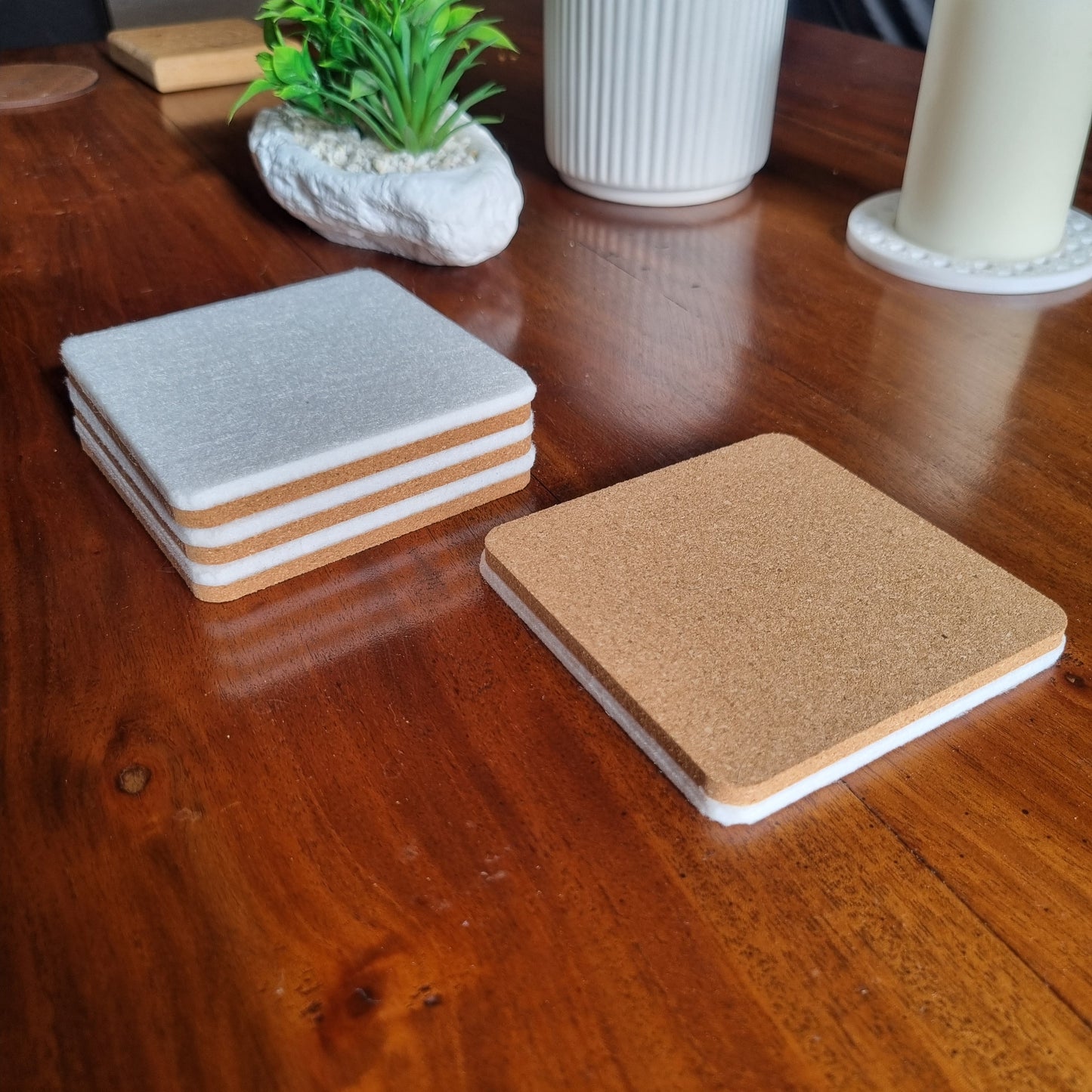Cork and felt coaster - white