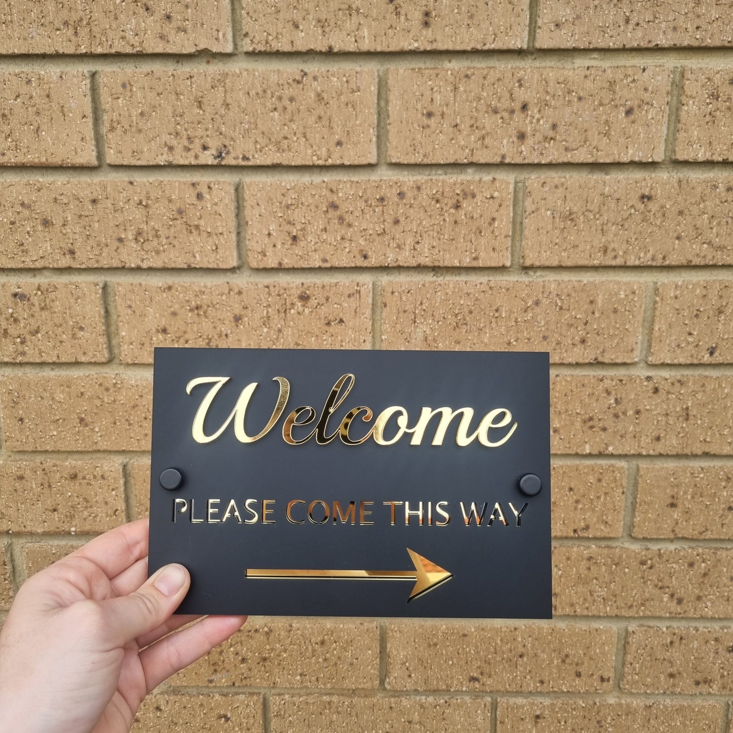 Welcome sign - 3 layers