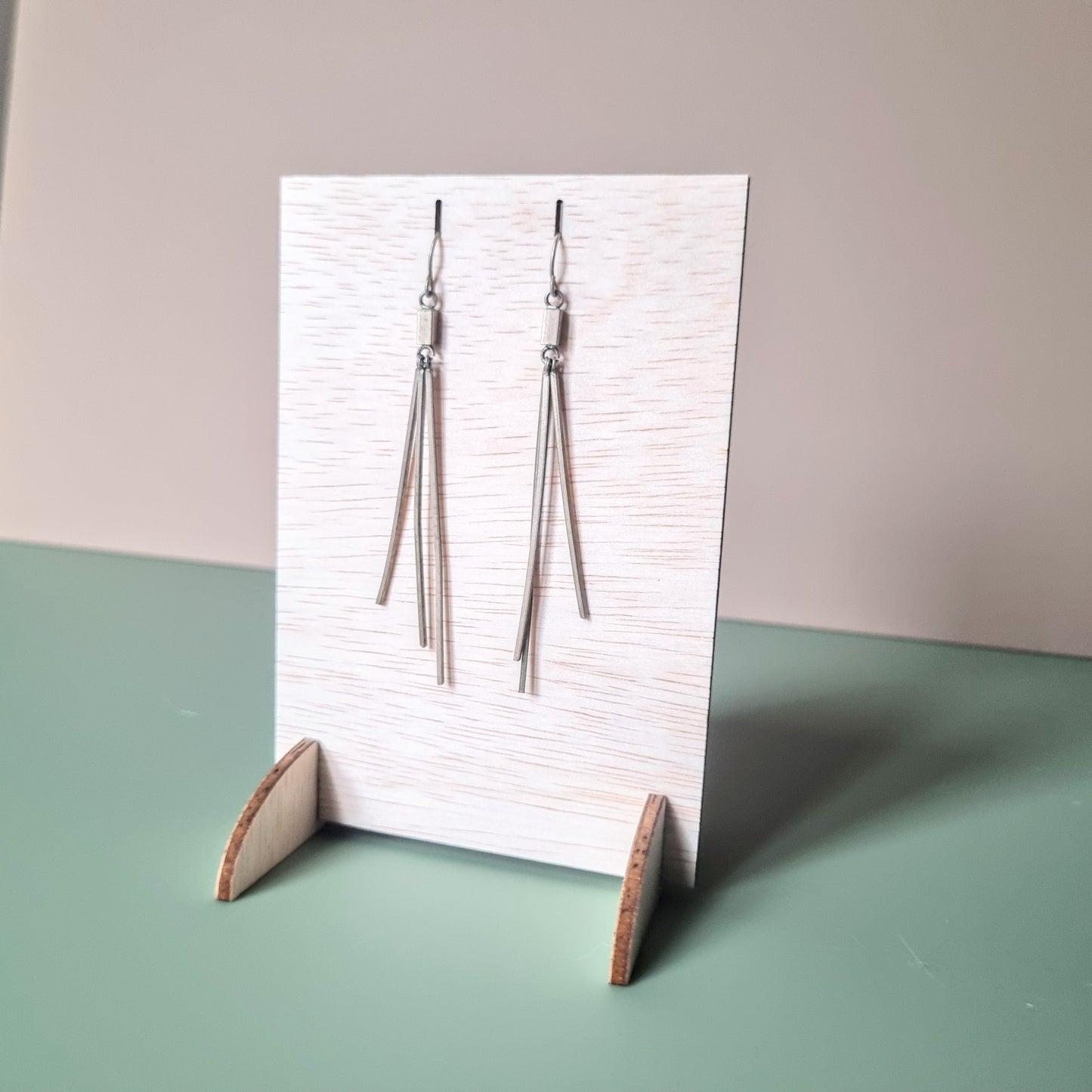 Single pair - circle earring holder