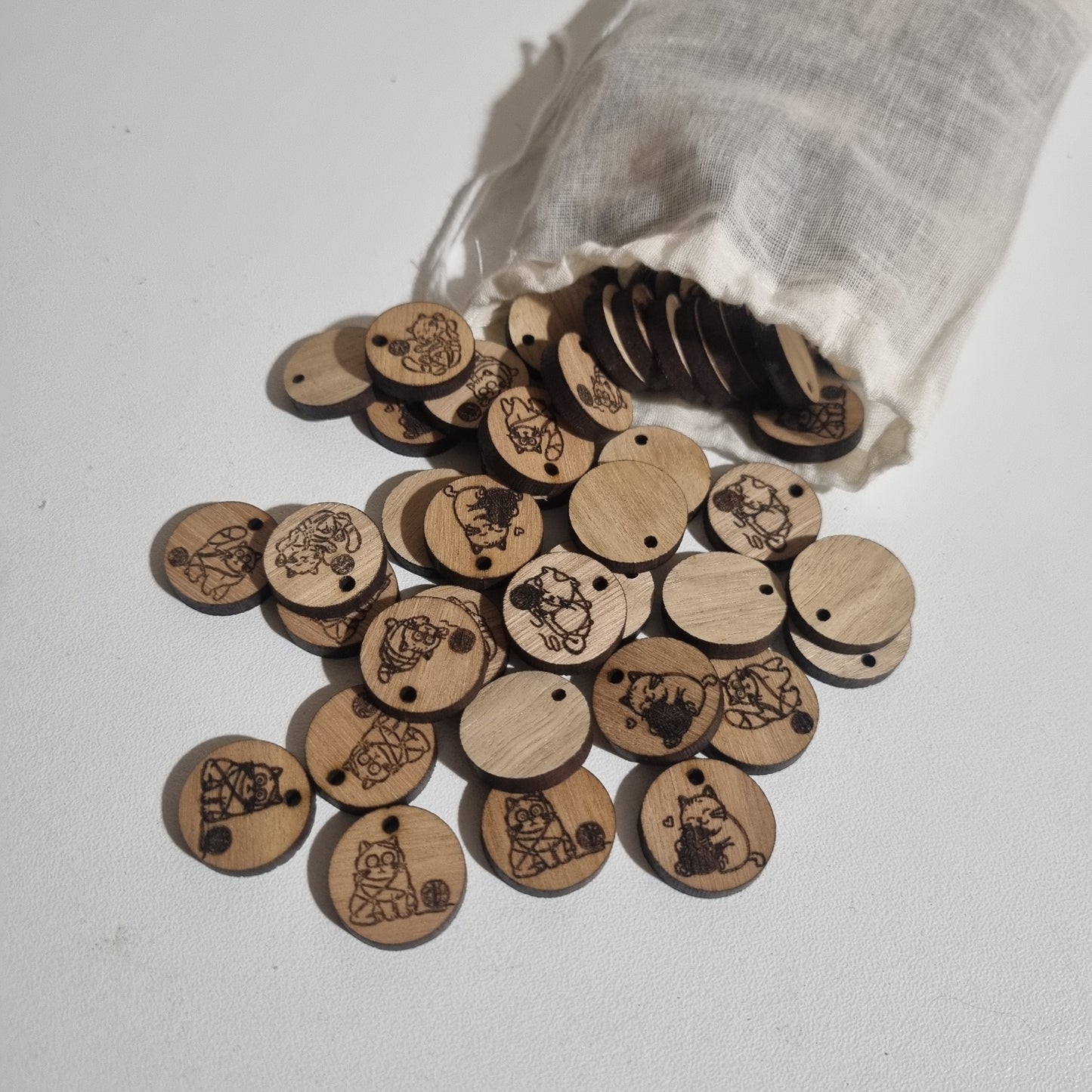 Bulk personalised 2cm tags